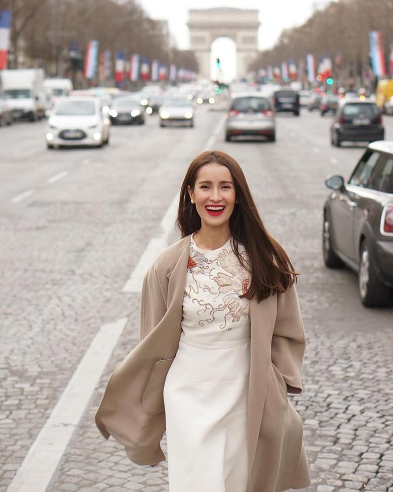 แอน ทองประสม