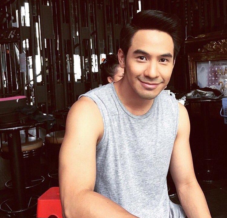 โป๊ป ธนวรรธน์