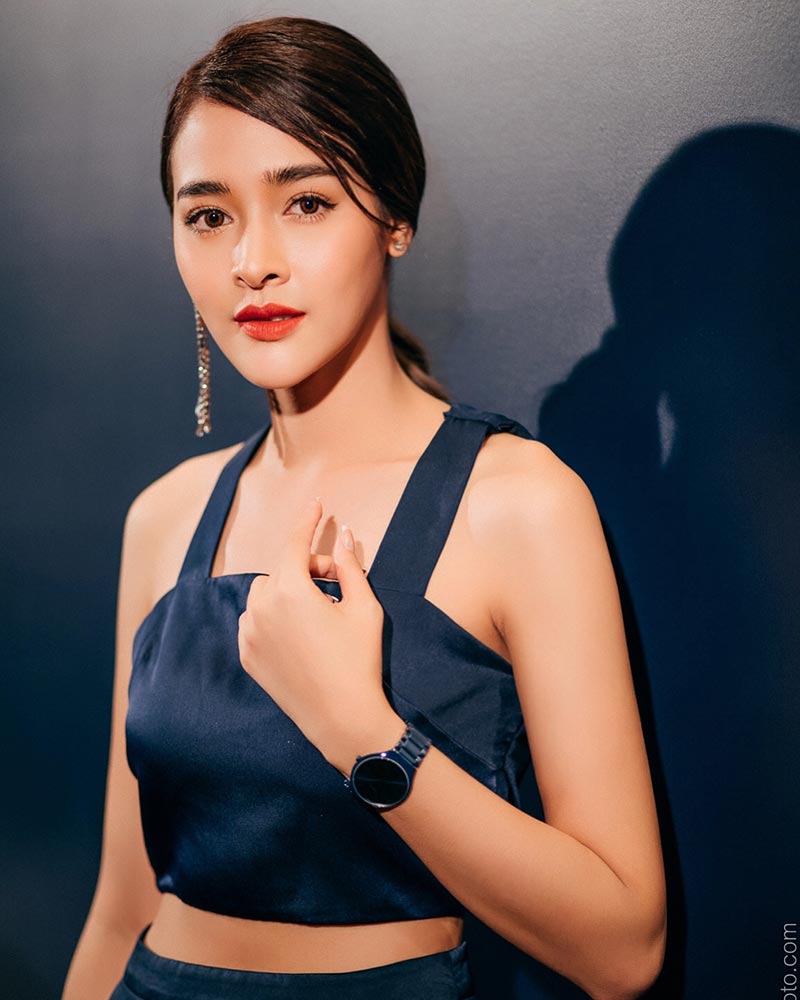 ปุ๊กลุก ฝนทิพย์ โป๊ป ธนวรรธน์