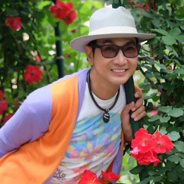 ไก่ วรายุฑ