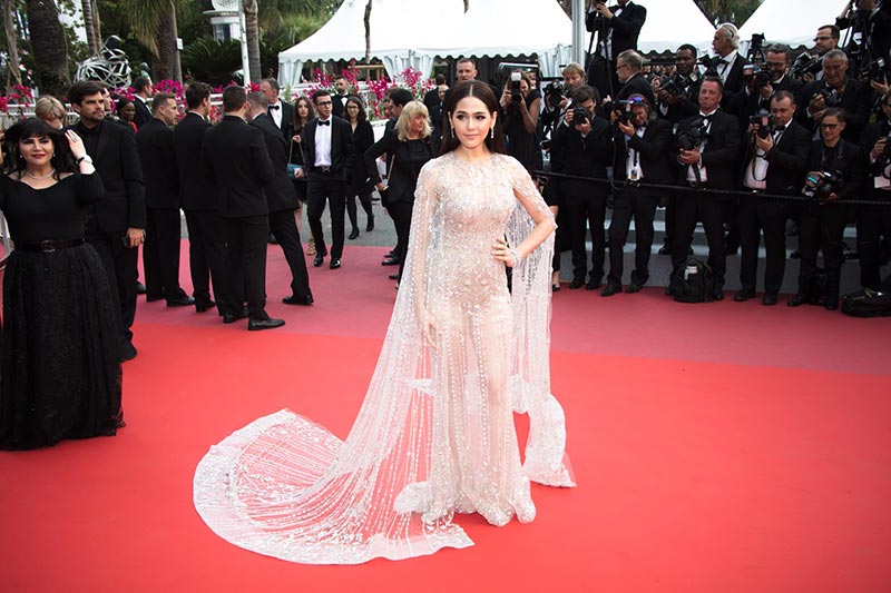 ชมพู่ อารยา เมืองคานส์