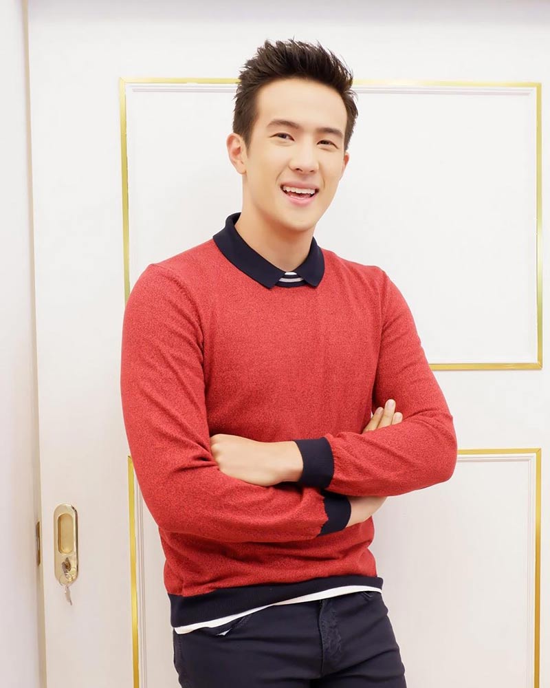 เจมส์ มาร์