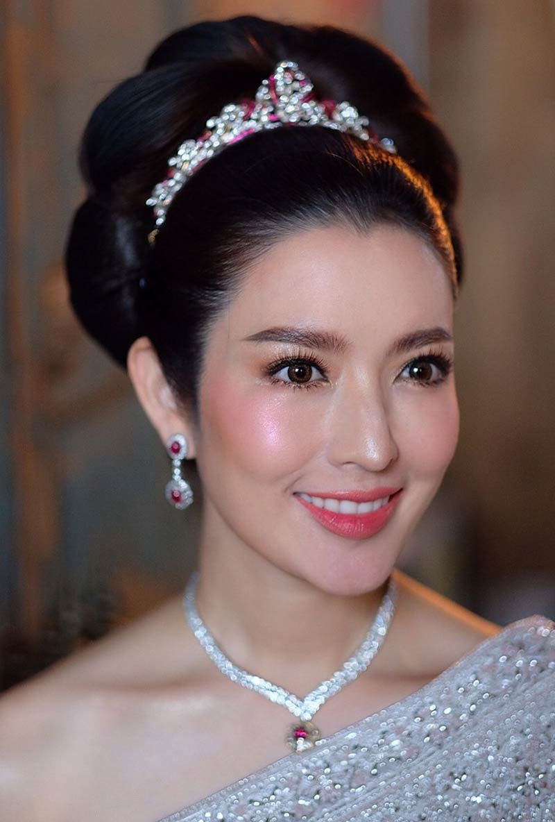 แอฟ ทักษอร