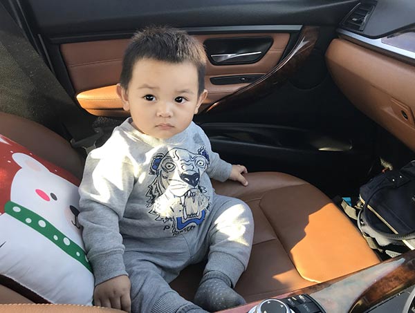 น้องลีออง