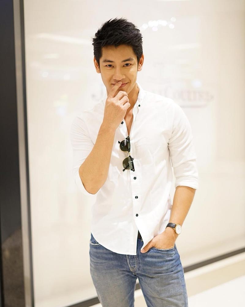 บอล จิตรภาณุ