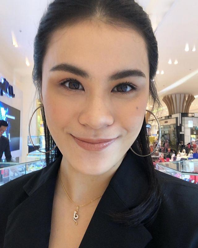 มัดหมี่ พิมดาว