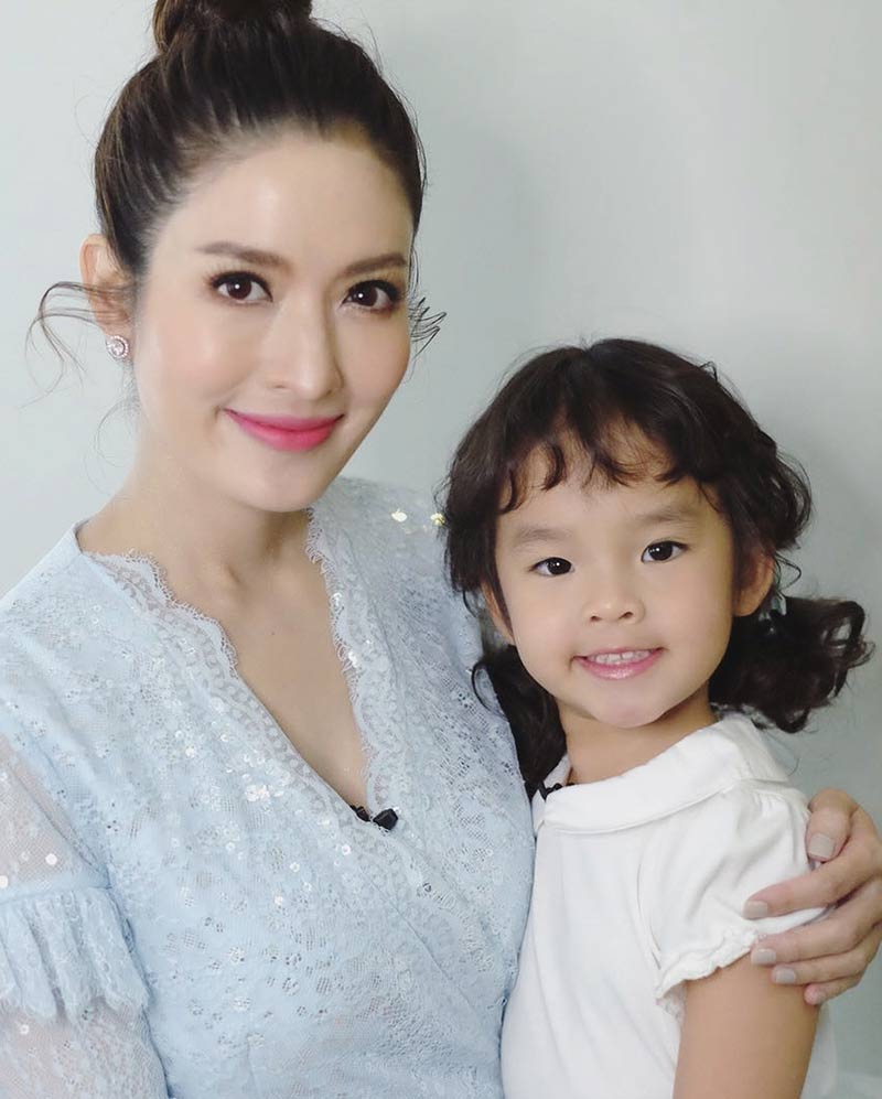 แอฟ สงกรานต์