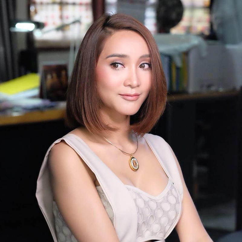 มินดา มีทรัพย์สิน