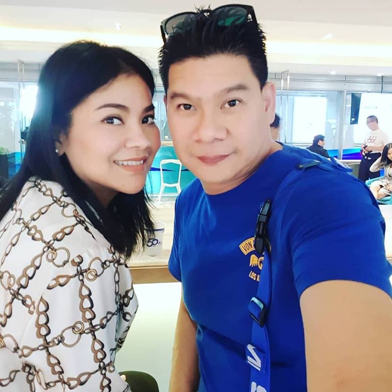 นุ้ย เชิญยิ้ม