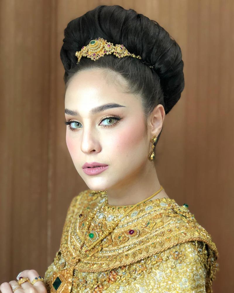 ขวัญ อุษามณี