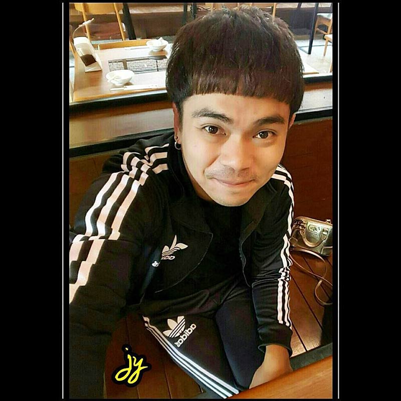 แจ็ค เชิญยิ้ม