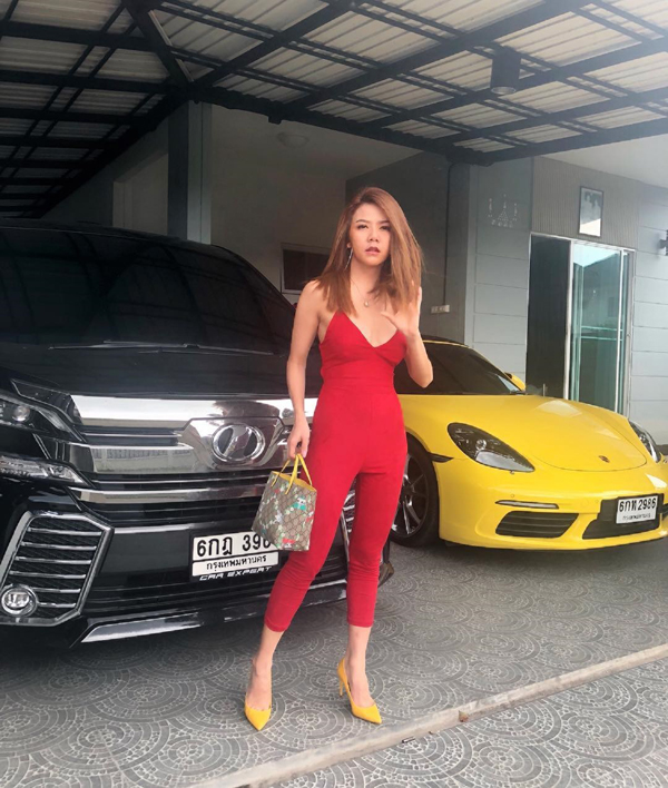 จ๊ะ อาร์สยาม 