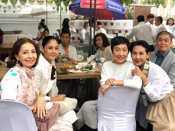 ดาราบวช