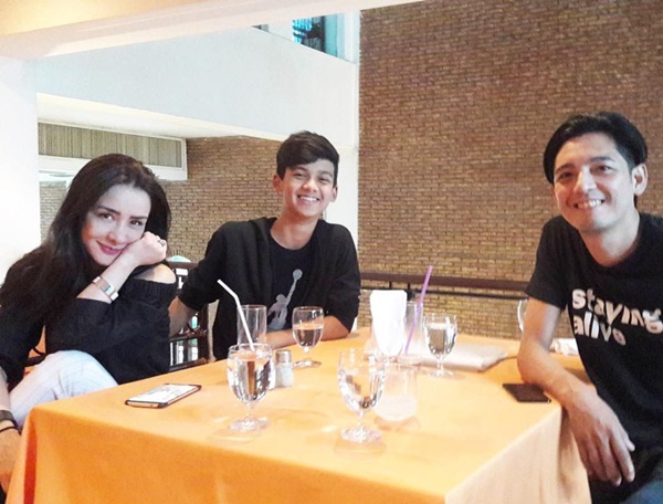 ศรราม นิโคล