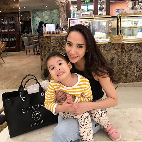 อั้ม พัชราภา