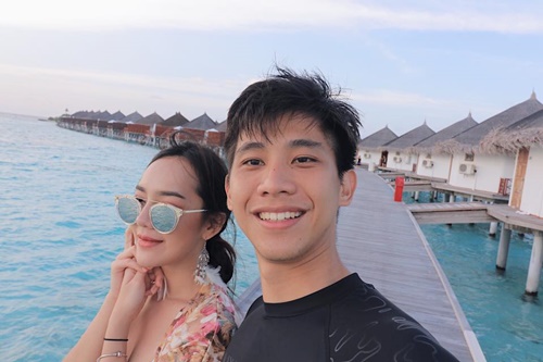  พี่ไวท์ ยกดอกไม้ช่อโตง้อ เส้นด้าย สอดอStyle