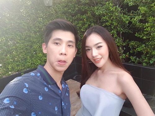  พี่ไวท์ ยกดอกไม้ช่อโตง้อ เส้นด้าย สอดอStyle