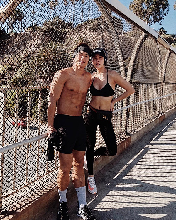 เจนี่ มิกกี้ 