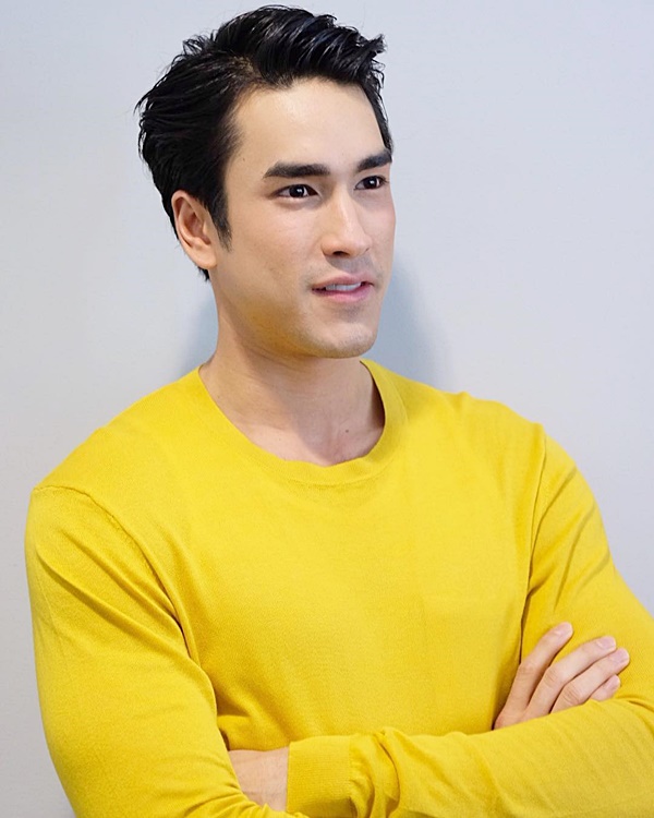  ณเดชน์  ญาญ่า 