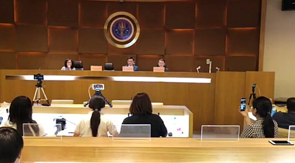 แอดมิชชัน