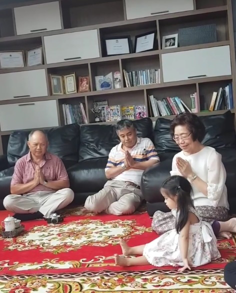 หมอโอ๊ค สมิทธ์ โอปอล์ ปาณิสรา