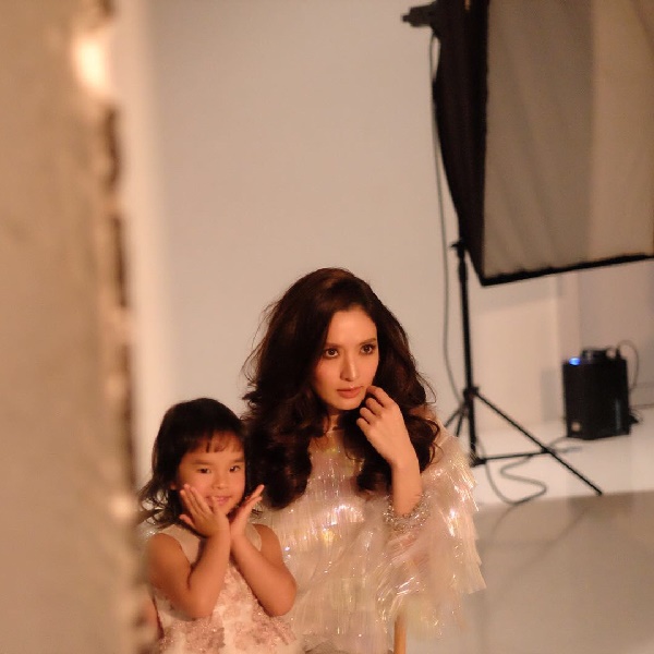 แอฟ ทักษอร