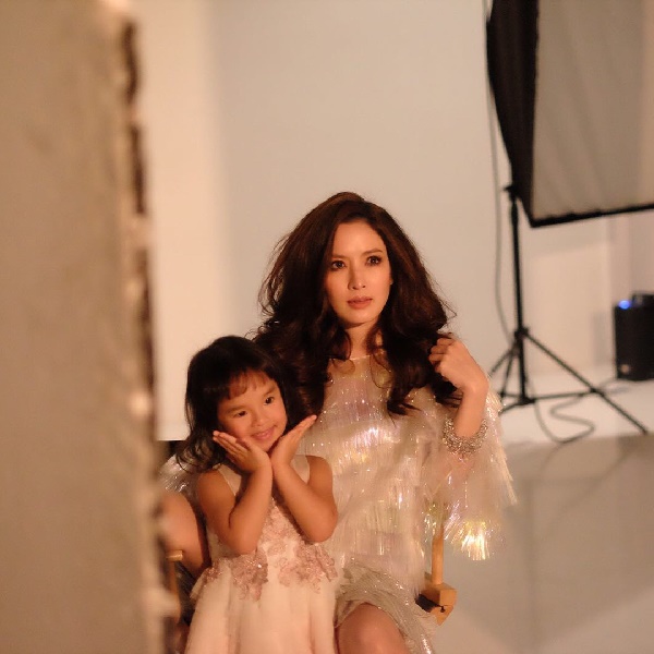 แอฟ ทักษอร