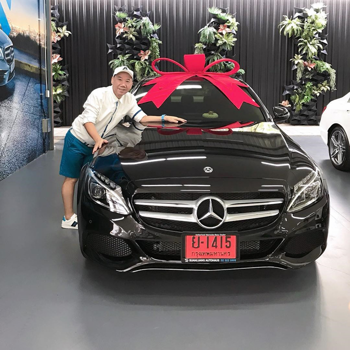 แอนนา ชวนชื่น 