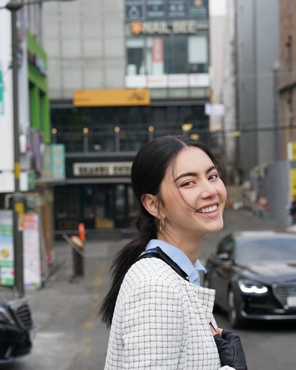 ใหม่ ดาวิกา