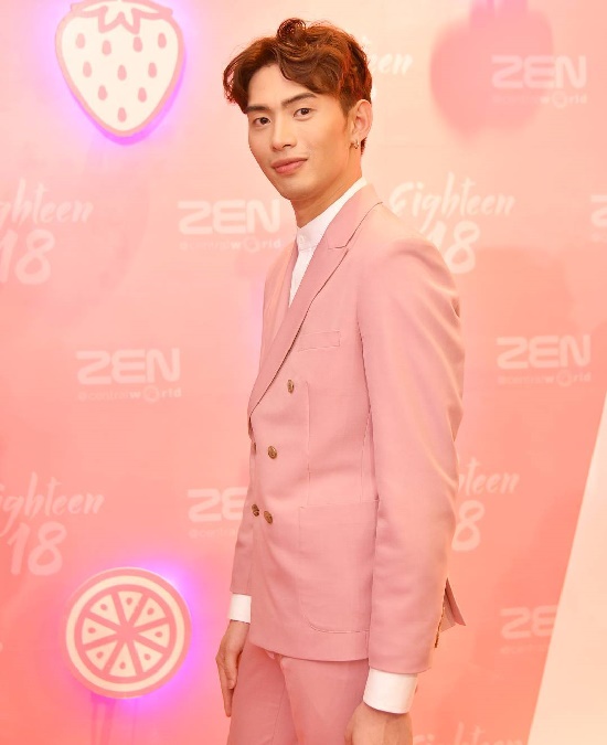 ดีเจมะตูม