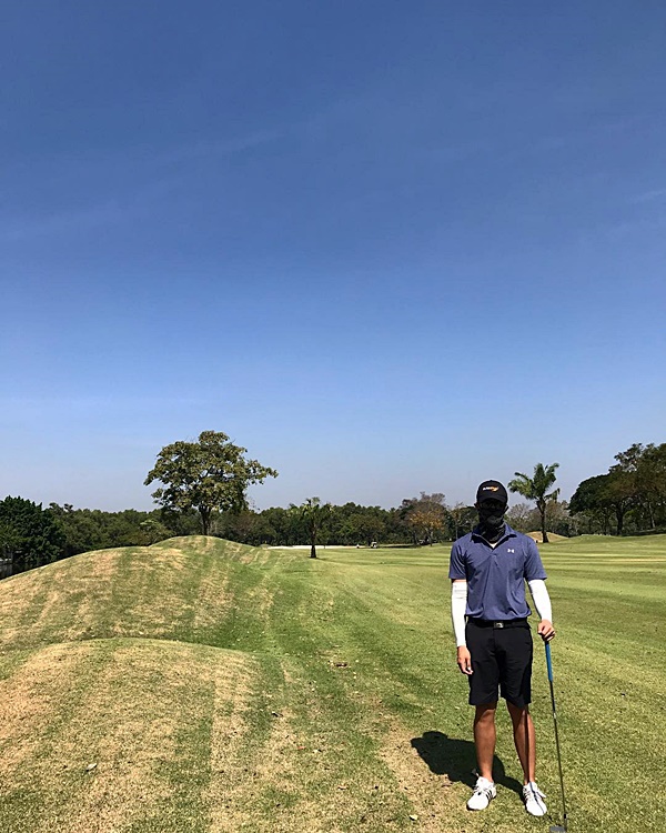 เจมส์ มาร์