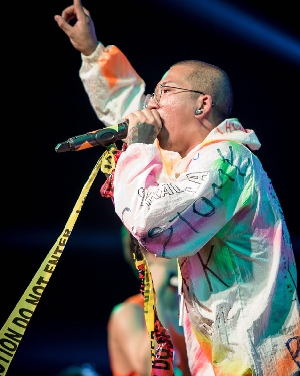 แจ๊ส ชวนชื่น