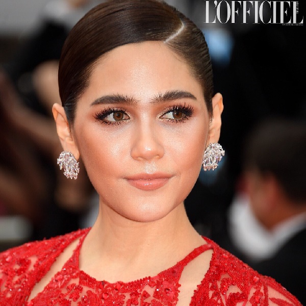 ชมพู่ อารยา เมืองคานส์