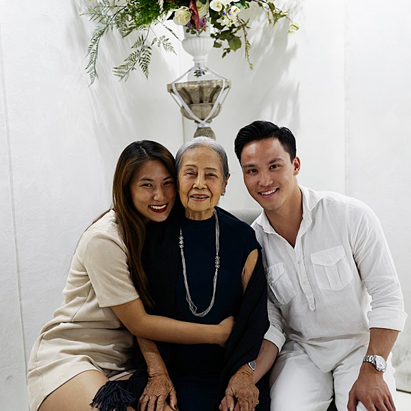 น้องเพลง เป๊ก เศรณี 