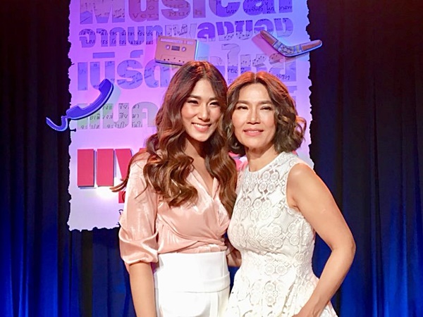 น้องเพลง เป๊ก เศรณี 