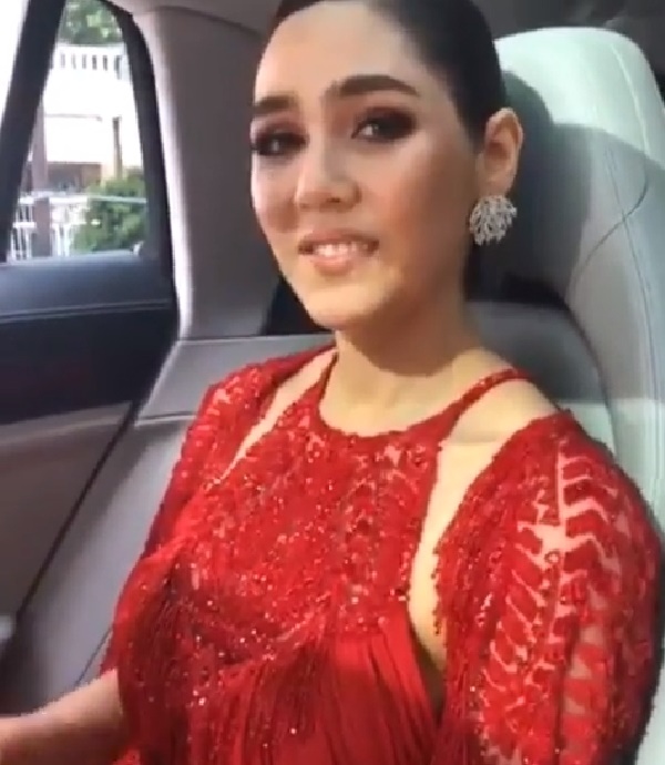 ชมพู่ อารยา เมืองคานส์