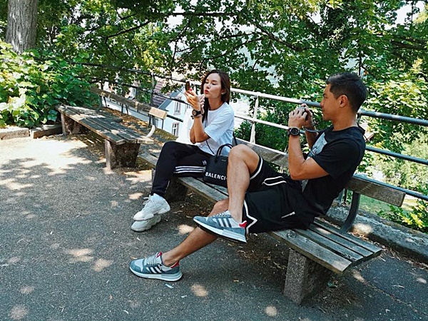  หญิง รฐา