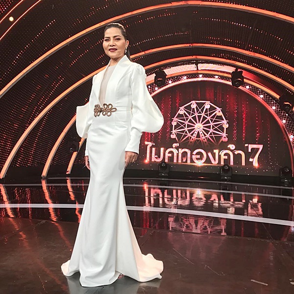 สุนารี ราชสีมา 