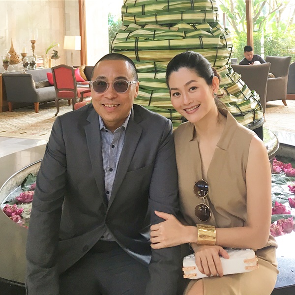 สู่ขวัญ บูลกุล ฉลองแต่งงาน 14 ปี 