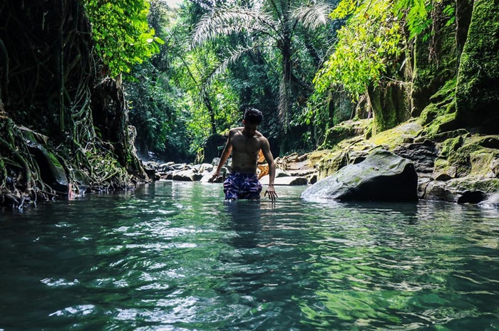 ธามไท โฟร์ ศกลรัตน์