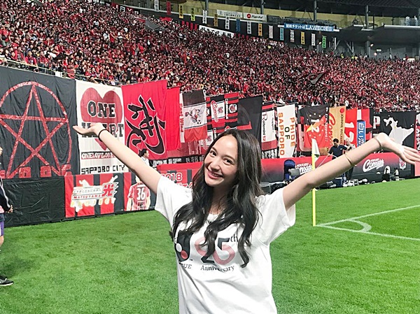 หญิงญา ธนิจจิญญา 