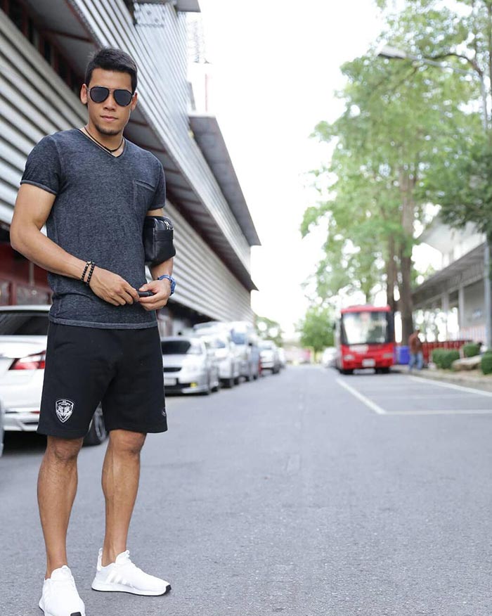 มะนาว ศรศิลป์