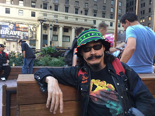 เล็ก คาราบาว