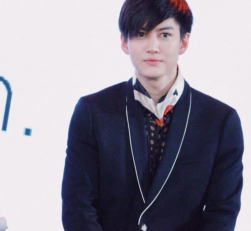 กอล์ฟ ขวัญ