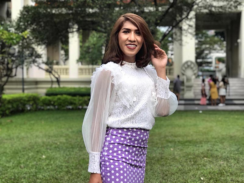 บัณฑิตข้ามเพศ