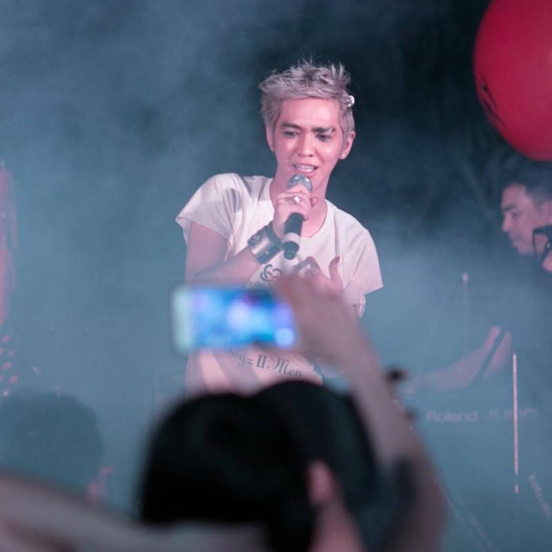 ปลอมลายเซ็นนายเกษม