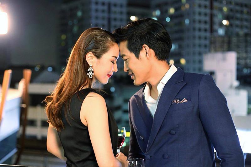 ตู่ ภพธร