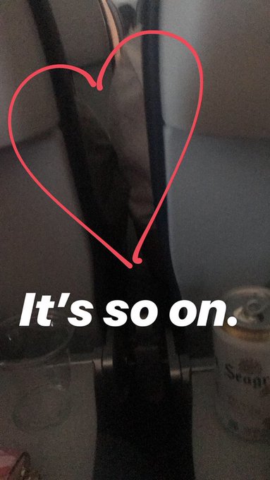 ความรักบนเครื่องบิน