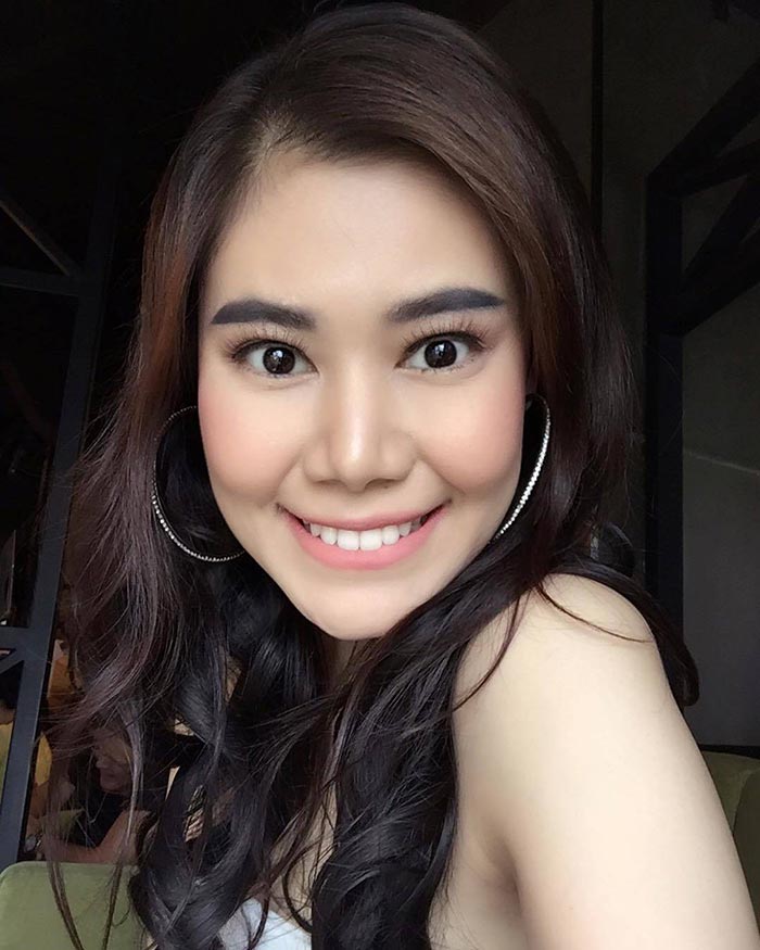 น้ำฝน ศรราม