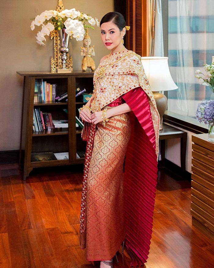 น้ำฝน ศรราม